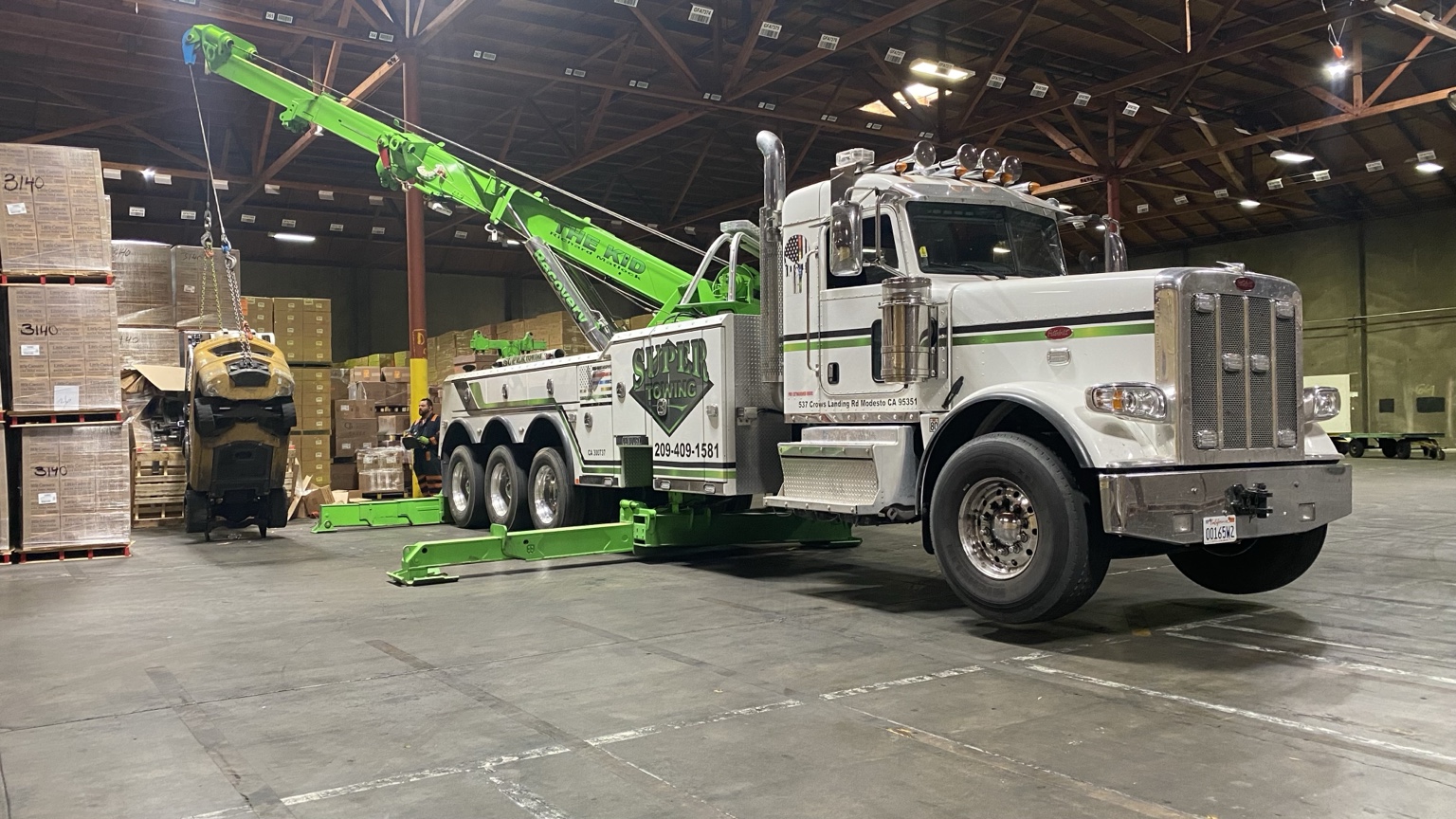 Equipment transport and lifting